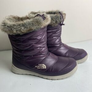 The North Face Womens Bootie Nuptse Faux size 9